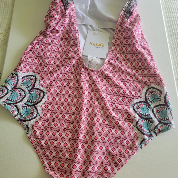 MINKPINK XL ONE PIECE SWIMSUIT - Picture 3 of 6